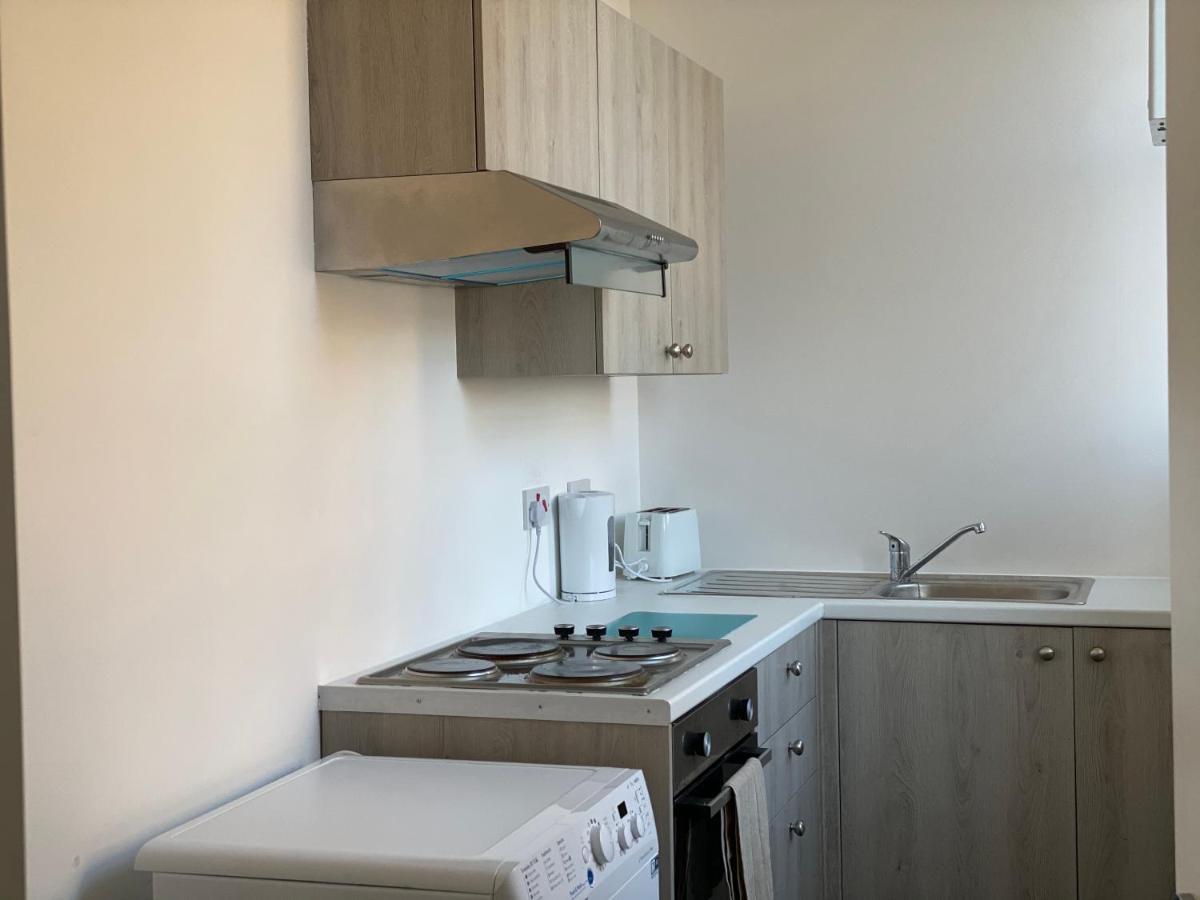 Carvetii - Edward House B - 2 Dbl Bed 1St Floor Flat Apartment Dunfermline Exterior photo